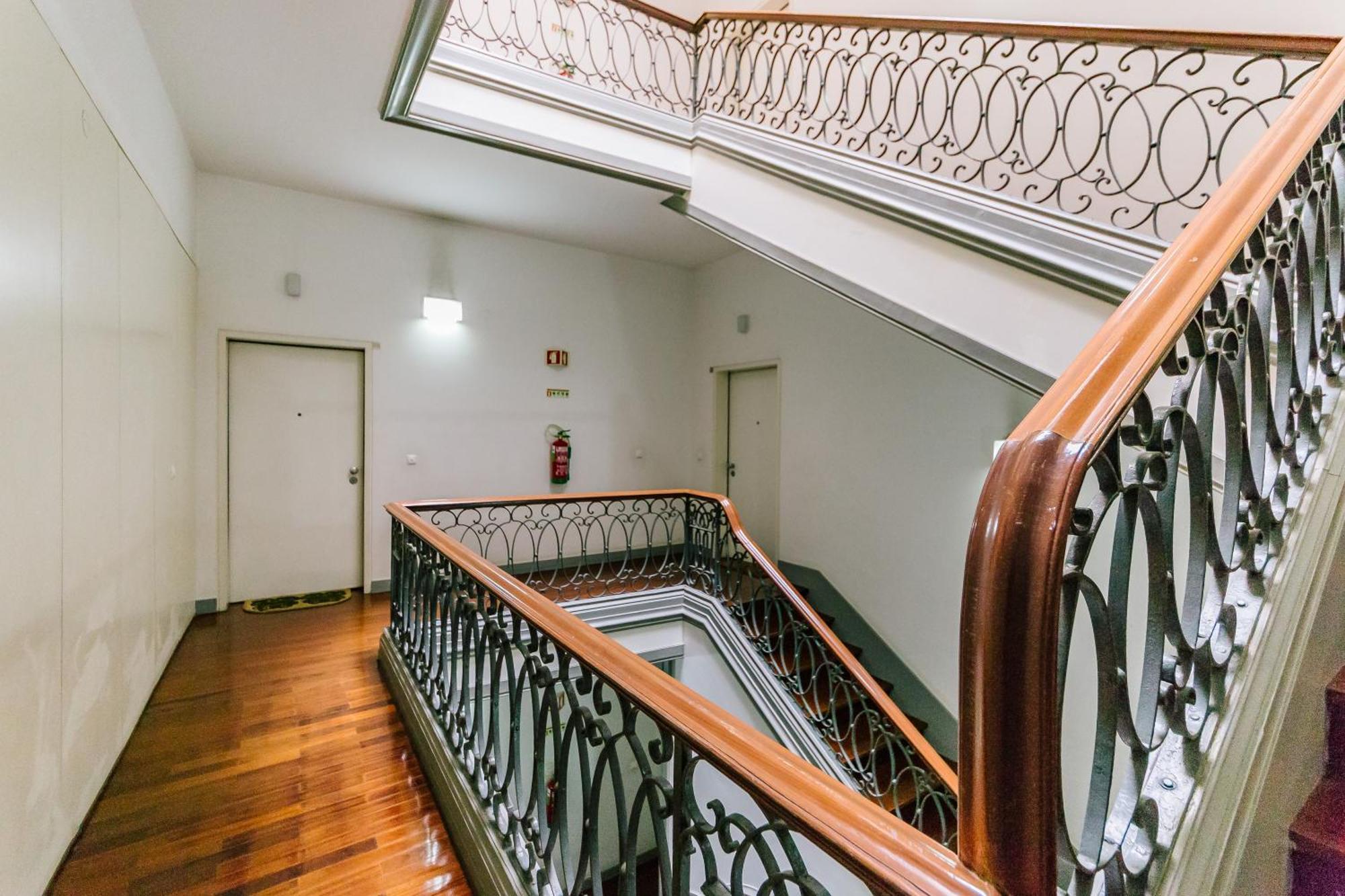 Chiado 2 Bedroom Elegant Apartment Lisboa Εξωτερικό φωτογραφία